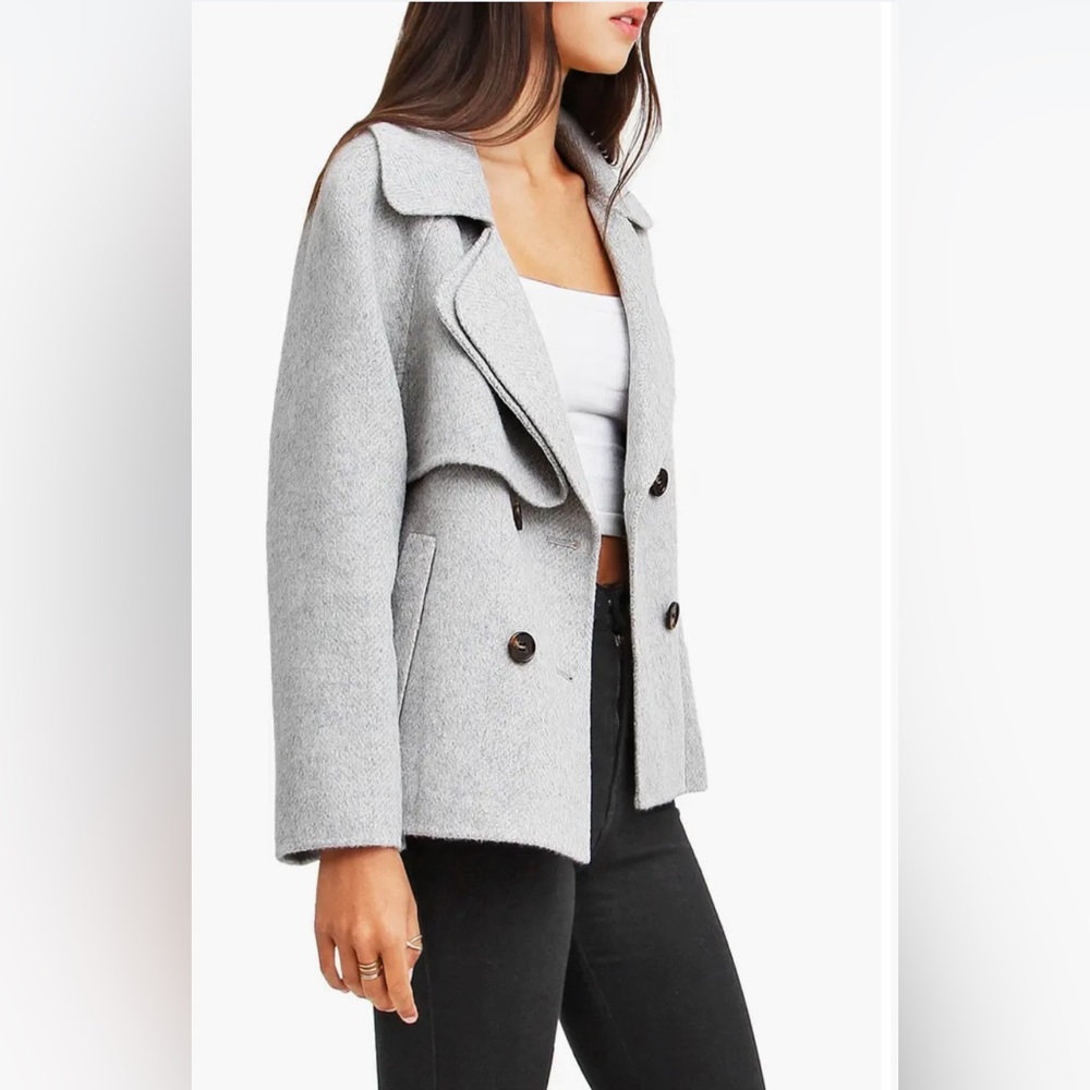 NWT Belle & Bloom Oversized Wool Blend Gray Cropped Peacoat Size Medium